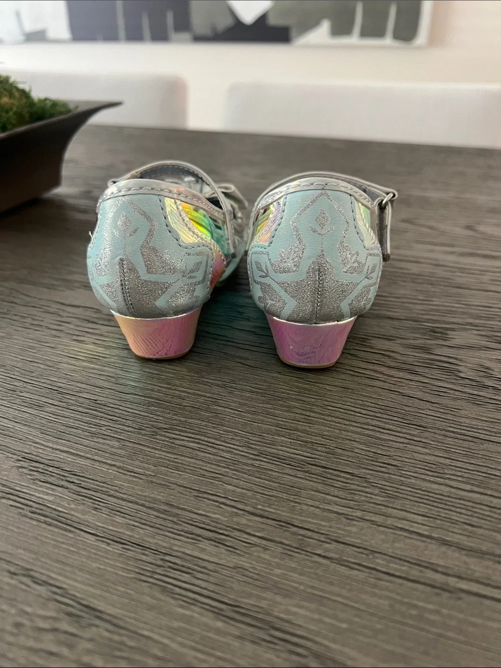 Disney Frozen Iridescent Holographic Mary Jane Shoes with Bow and small heel.